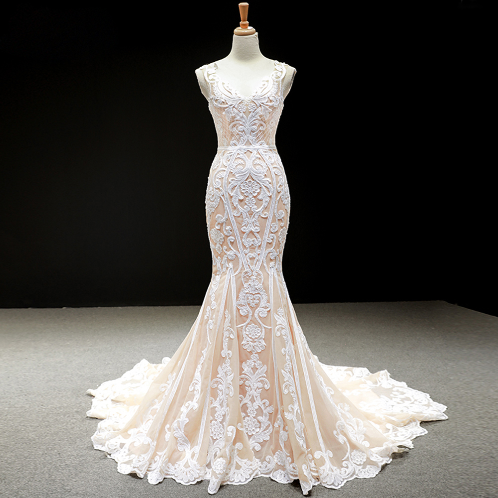 Uniquisite Embroidery Lace Mermaid Wedding Dress With Champaghe Color Floor-length V-neck Trumpet Bridal Gowns