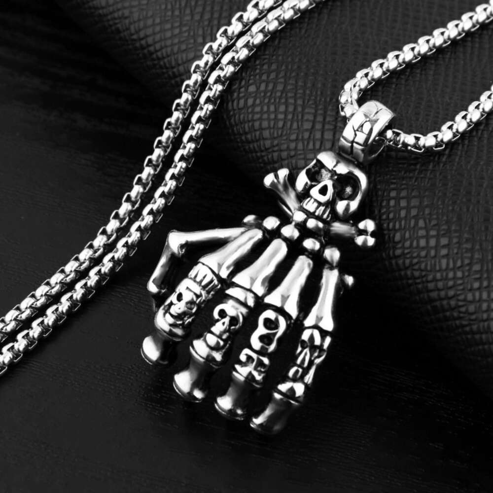 Wolf Tide Skeleton Hand Bone Grab Pendant Necklace Long Stainless Steel Chain Halloween Gifts Punk Gothic Hip Hop Necklaces Men's Party Jewelry B