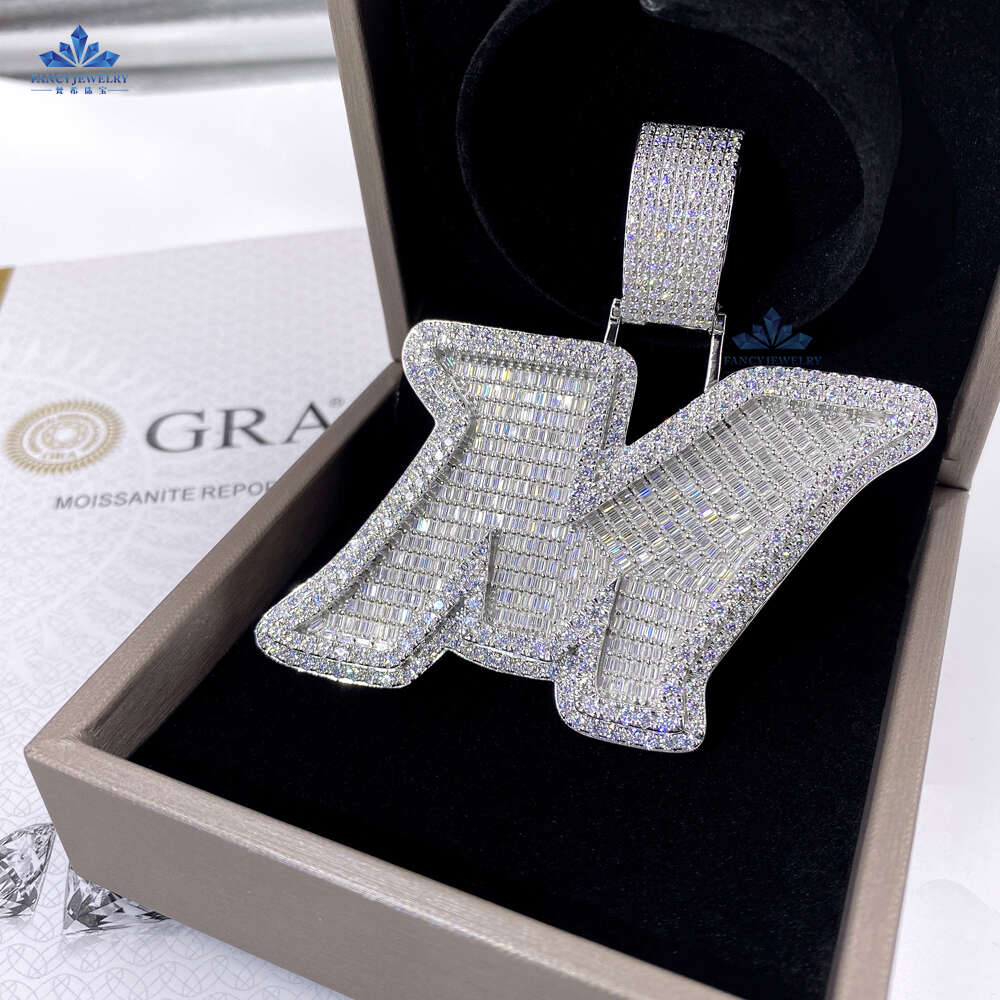 Hip Hop Jewelry Mens Iced Out Custom M Letter Sterg Sier Baguette VVS Moissanite Dia Name Initial Pendant