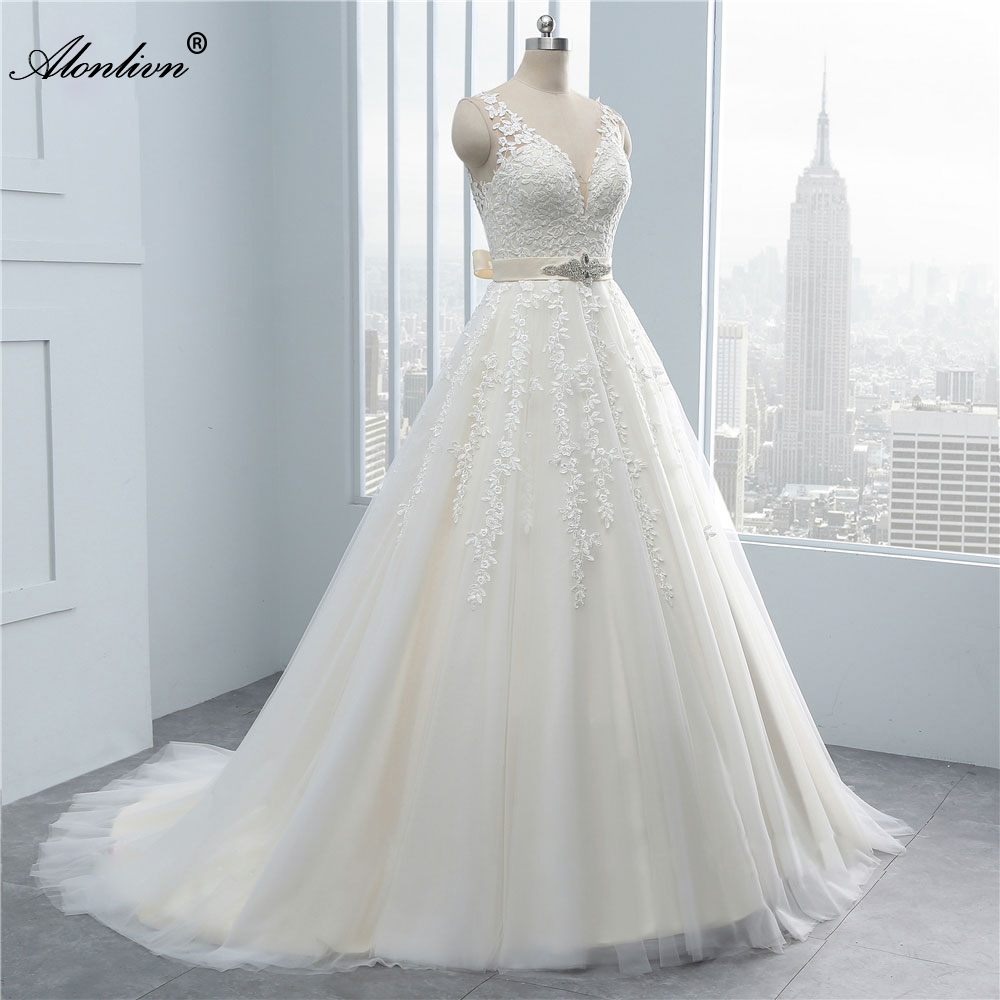 Elegant V-Neck Sleeveless A-Line Wedding Dress Appliques lace Sliky tulle Beaded Sashes Backless Bridal Gowns Can Be Customized