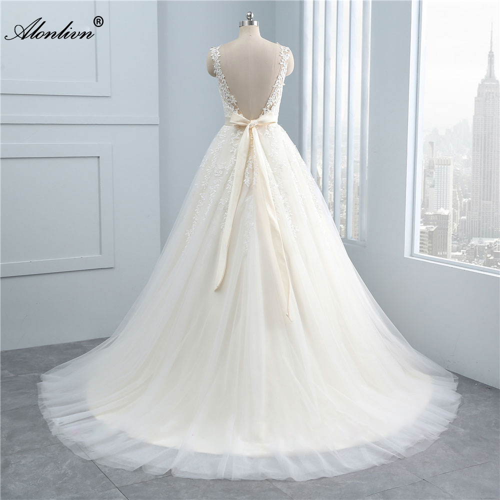 Elegant V-Neck Sleeveless A-Line Wedding Dress Appliques lace Sliky tulle Beaded Sashes Backless Bridal Gowns Can Be Customized