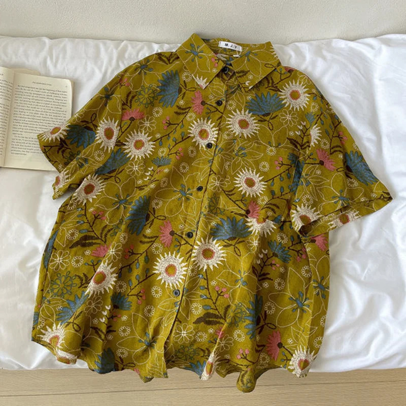 Print Shirts Women Clothing Baggy Vintage Aesthetics Summer Cozy Hawaiian Personal Harajuku Unisex Japanese Teens High Street 240529