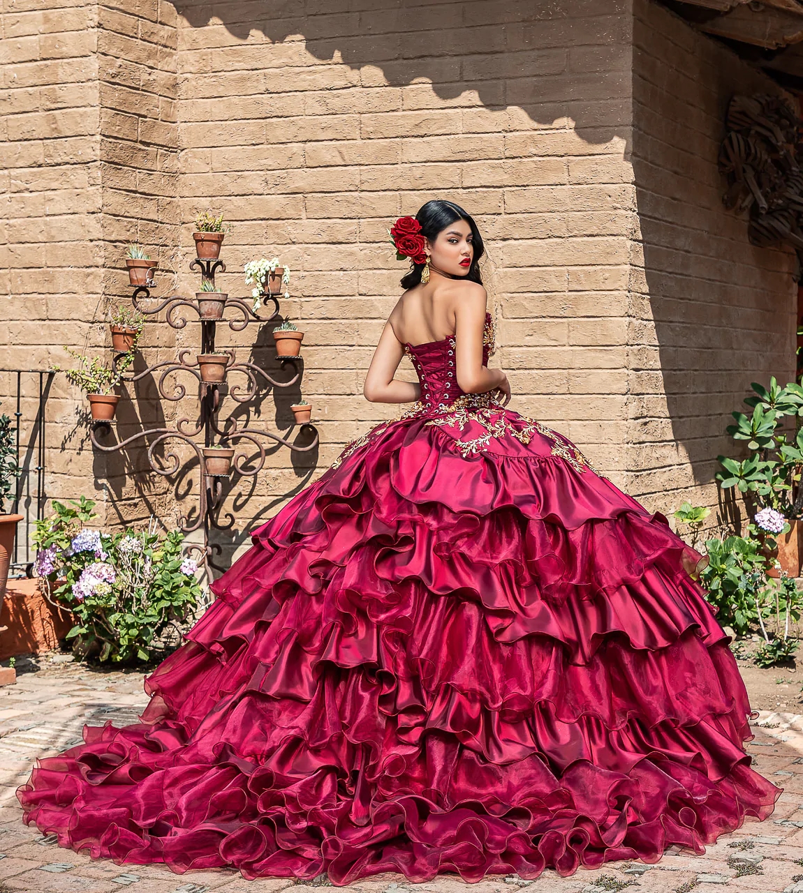 Burgundy Mexican Quinceanera Dresses Ball Gown Sweetheart Organza Appliques Tiered Puffy Charro Sweet 16 Dresses 15 Anos