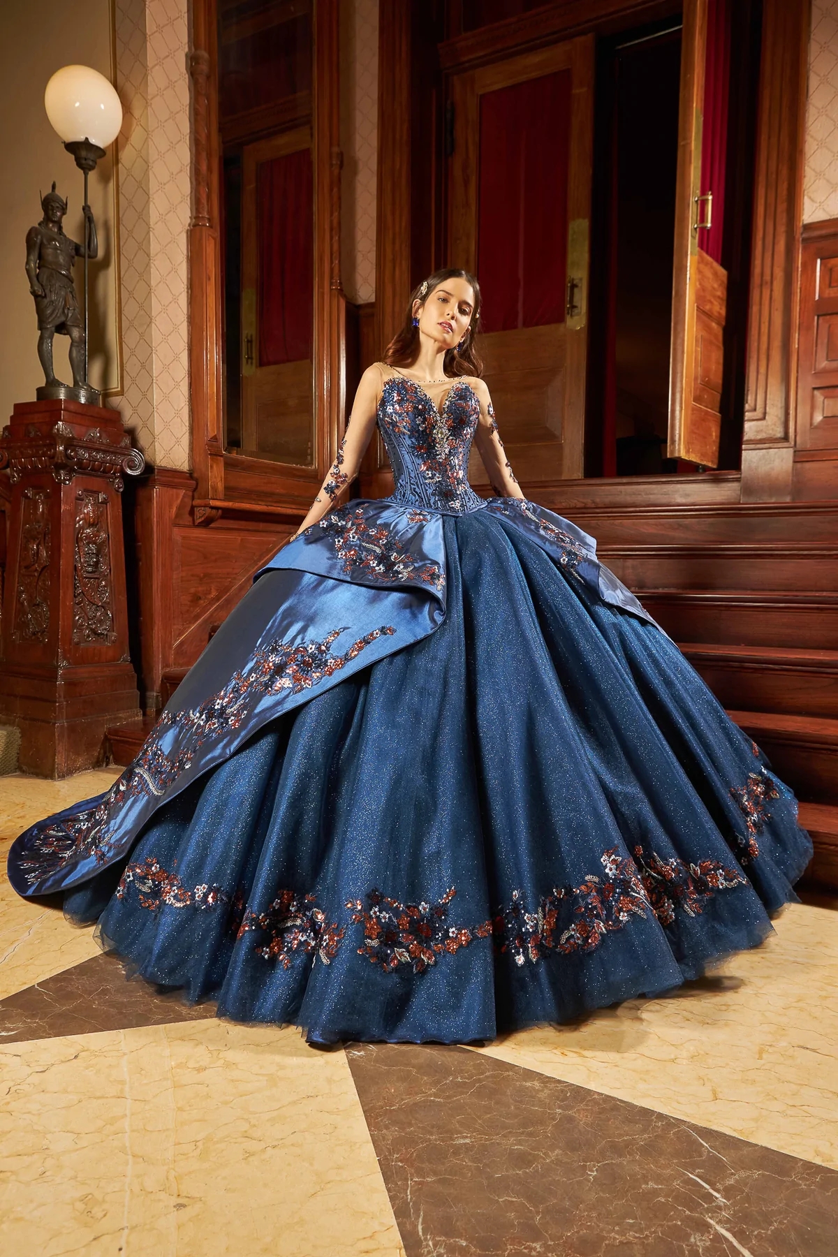 Royal Blue Mexican Quinceanera Dresses Ball Gown Long Sleeves Sparkly Appliques Puffy Charro Sweet 16 Dresses 15 Anos