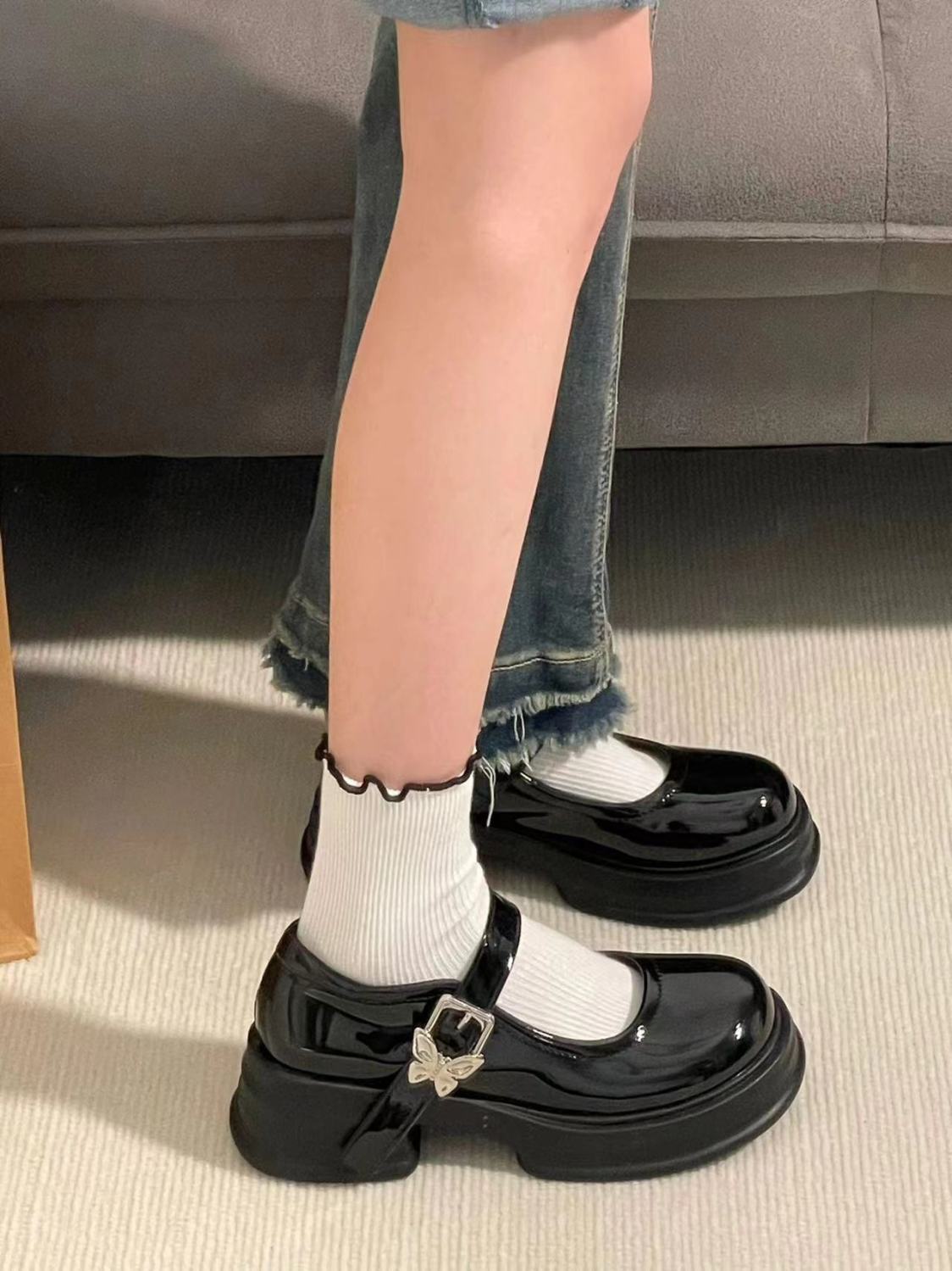 high heels style and British thick soles Mary Jane women's summer new round toe French small leather shoes free of postage for children Lhshoe