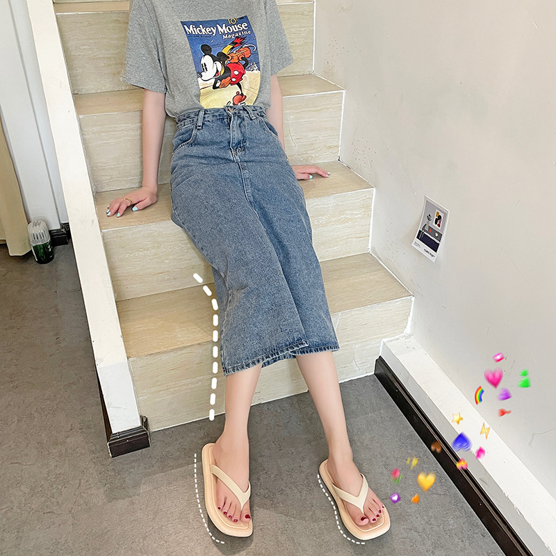 color solid fashion Summer minimalist clip on sandals for students wearing soft thick soled non slip wear-resistant beach casual flip ps Lhshoe n