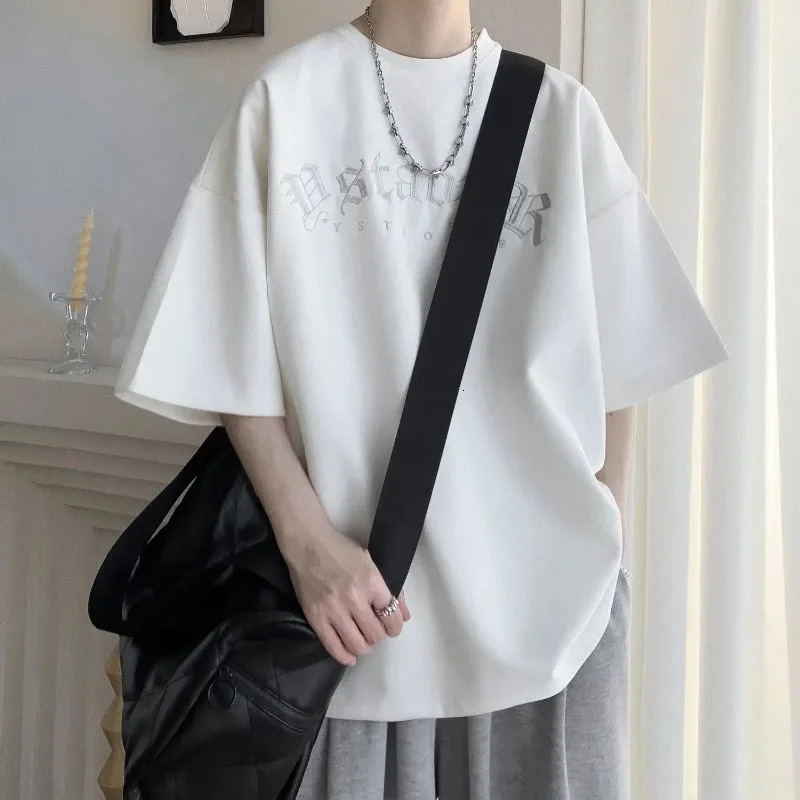 Retro Letter Round Embroidered Suede Short Sleeved T-shirt for Men and Women Summer Ins Fashion Trend Loose Comfy Couple Tee 240530