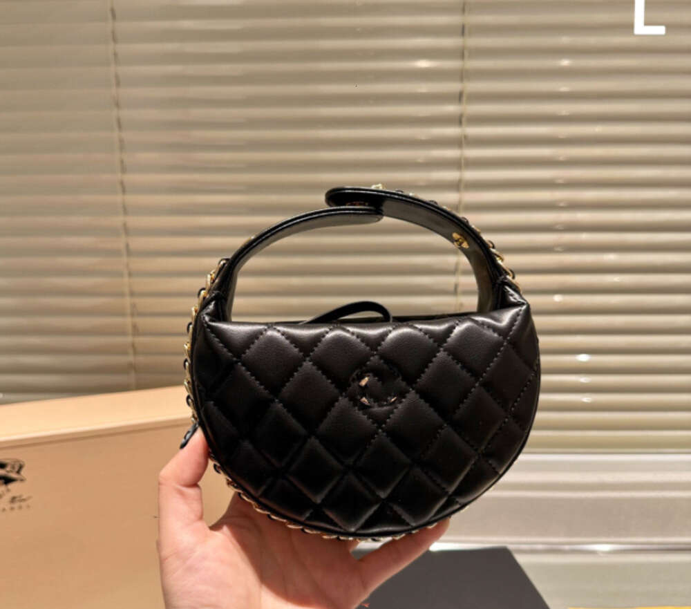 Luxury Womens Classic Mini Makeup Bag Storage Bag Leather Rhombock Caviar Bag Hardware Metal C-Buckle Princess Purse Coin Purse Designer Card Holder Bags 12cm