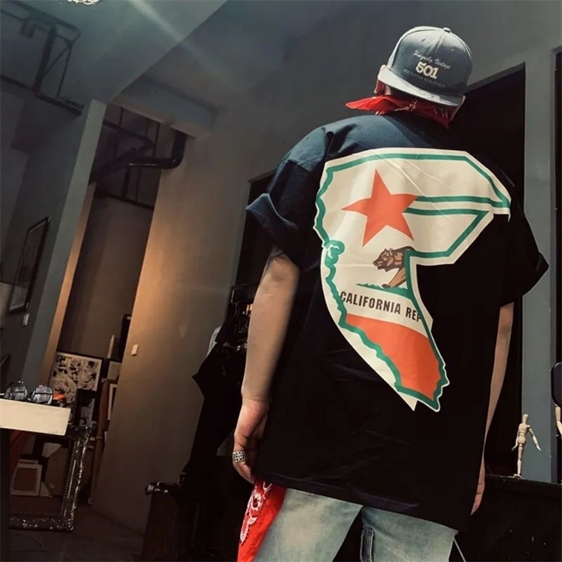 Harajuku Gangster West Loose Cargo Hip Hop Men T-shirt Male Retro Print Sreetwear Tops Oversized Casual 240511