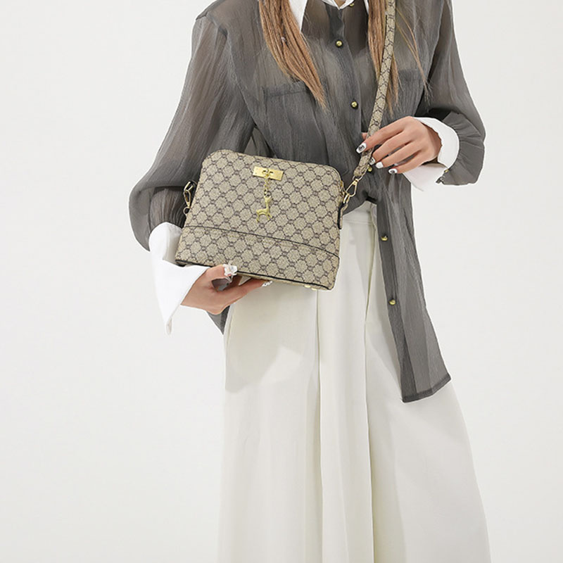 2024 New Women Shoulder bag Crossbody bag Classic printing Casual style Minimalist style Fashion Trendy Stylish Bag Commute Free shipping