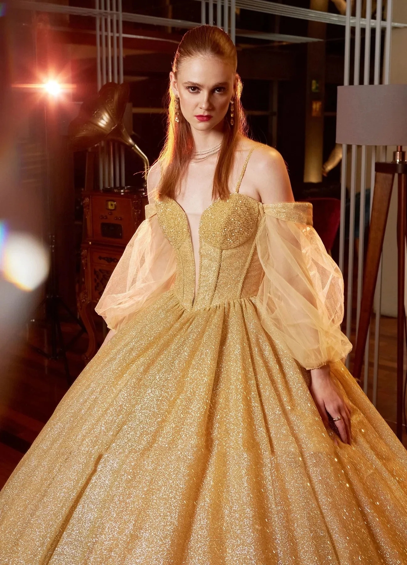Gold Mexican Quinceanera Dresses Ball Gown Spaghetti Straps Sparkly Puffy Charro Sweet 16 Dresses 15 Anos