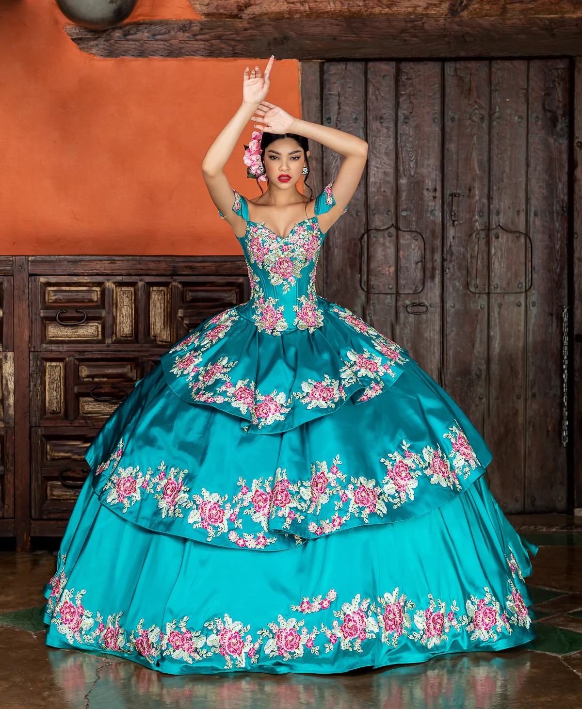 Blue Mexican Quinceanera Dresses Ball Gown Off The Shoulder Appliques Tiered Puffy Charro Sweet 16 Dresses 15 Anos