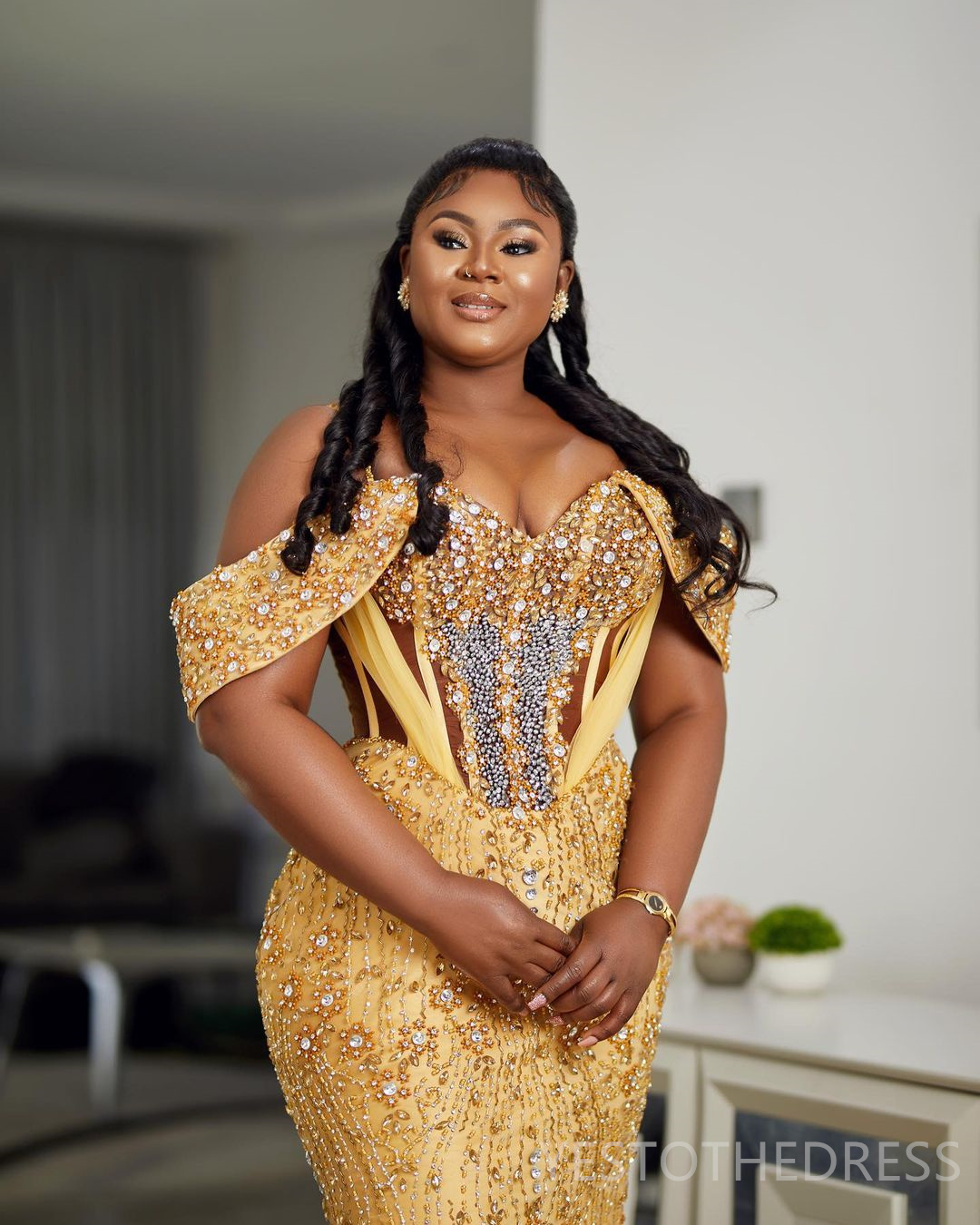 2024 Luxurious Gold Plus Size Prom Dresses for Special Occasions Spaghetti Straps Promdress Beaded Sequined Rhinestones Decorated Birthday Dress Vesti