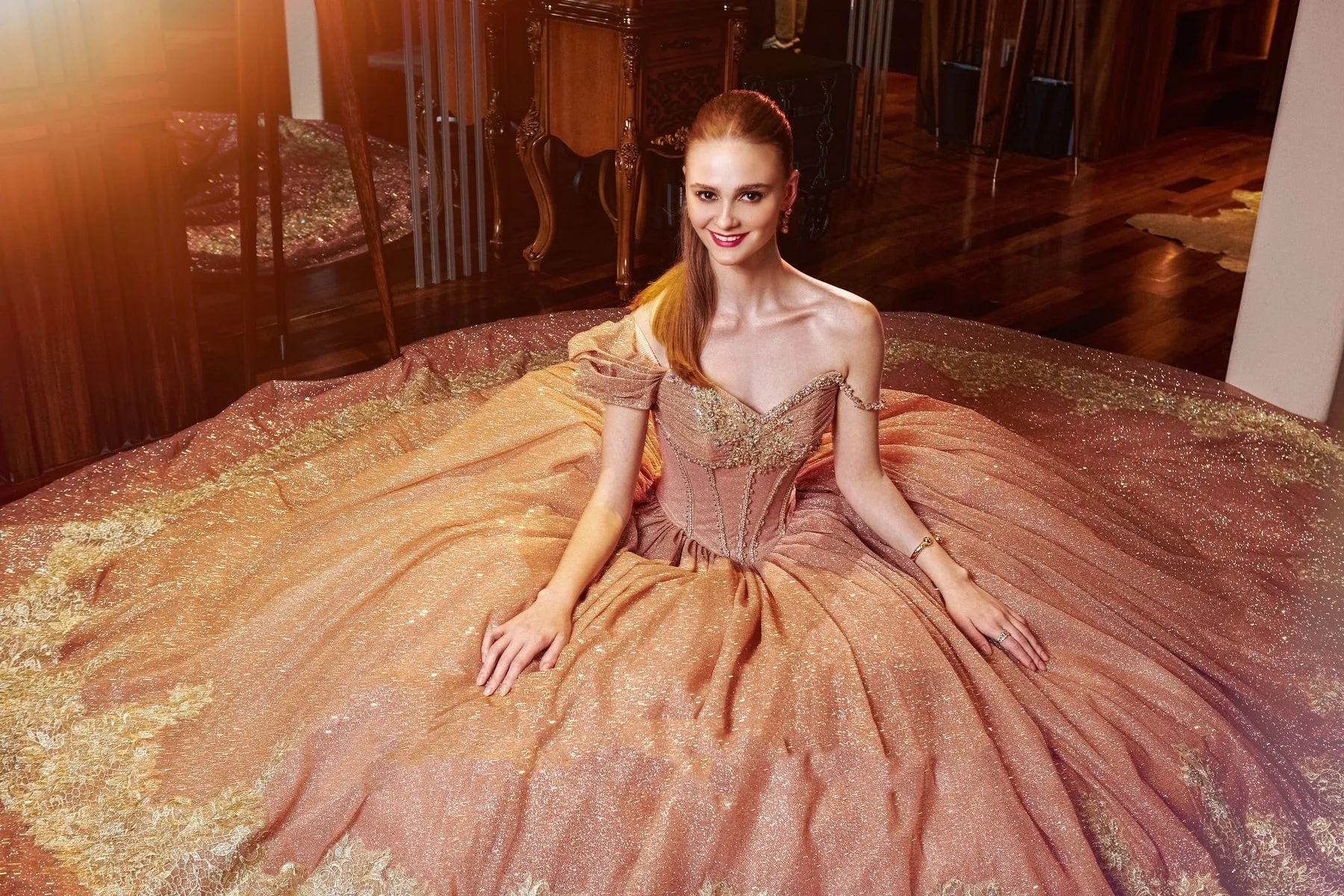 Gold Mexican Quinceanera Dresses Ball Gown Off The Shoulder Sparkly Lace Puffy Charro Sweet 16 Dresses 15 Anos