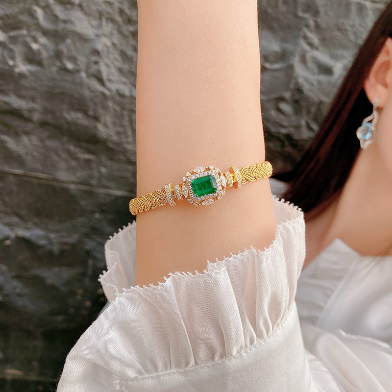 2024 Choucong Handmade Elegant Weave Bangle Vintage Jewelry 18K Gold Fill Princess Cut Emerald 5A Zircon CZ Diamond Party Women Wedding Bracelet Gift