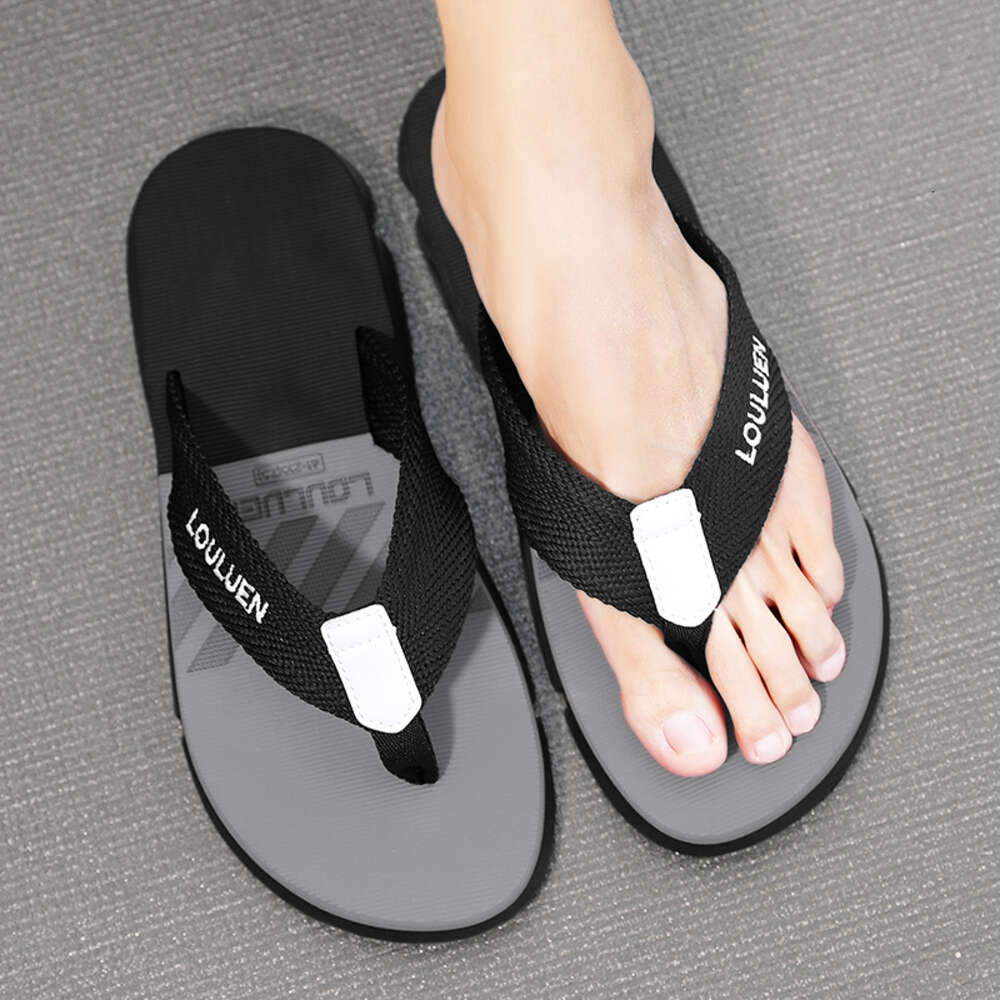 High Quality Brand Flip Flops Fashion Breathable Casual Men Beach Slippers Summer Outdoor dbd74