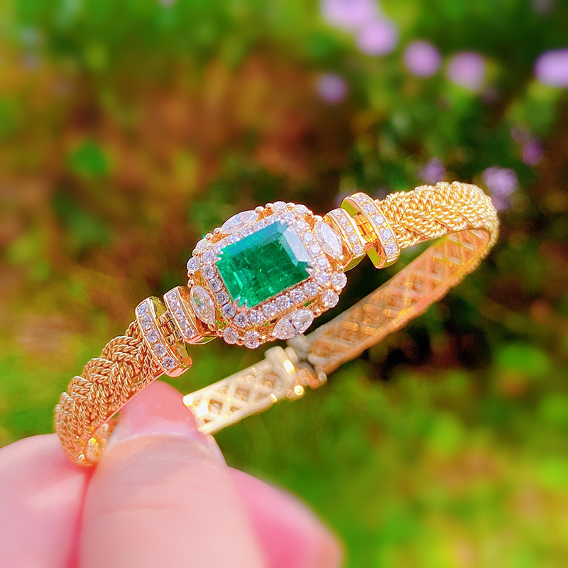 2024 Choucong Handmade Elegant Weave Bangle Vintage Jewelry 18K Gold Fill Princess Cut Emerald 5A Zircon CZ Diamond Party Women Wedding Bracelet Gift