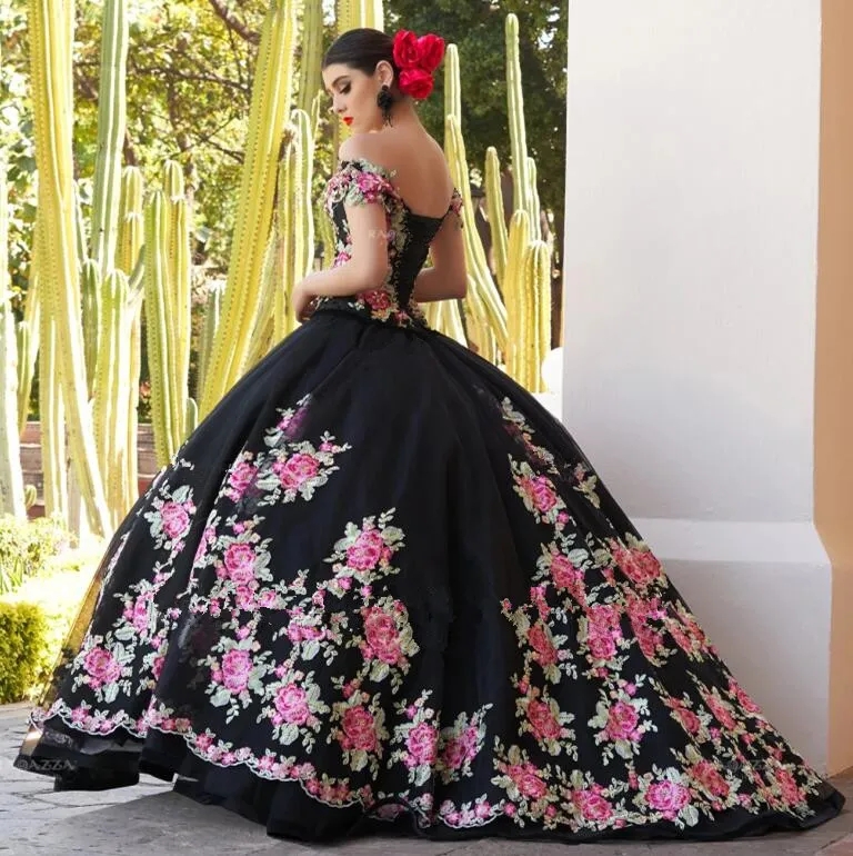 Black Mexican Quinceanera Dresses Ball Gown Off The Shoulder Tulle Appliques Puffy Charro Sweet 16 Dresses 15 Anos