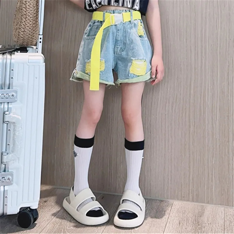 Kids Girls Denim Shorts Fashion Summer High Waist Pink Yellow Color Ripped Shorts with Free Belt 4 5 6 7 8 9 11 12 13 14 pants 240531
