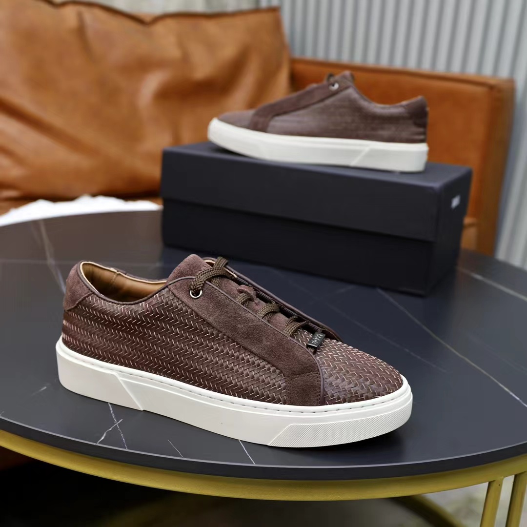 Top Luxury Men Sneakers Shoes Smooth Leather Trainers Chunky Rubber Outer Sole Party Wedding Footwear Excellent Skateboard Walking38-46