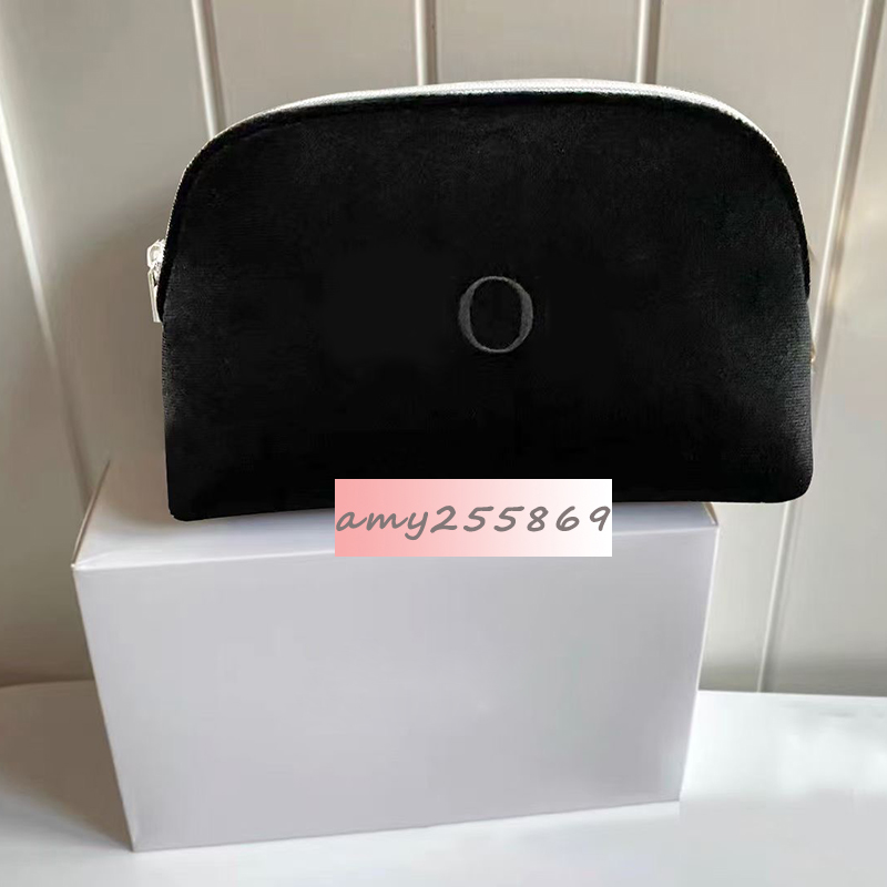 17X6X11CM Fashion storage bags black veet shell shaped beauty vip zipper organization classical embroidery letters case gift packing box