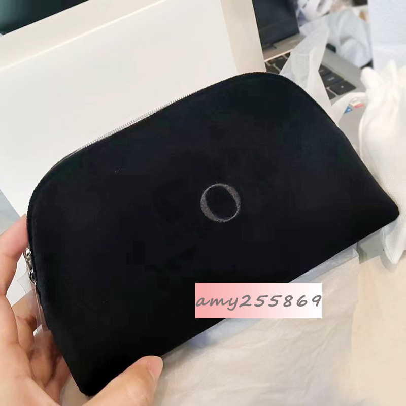 17X6X11CM Fashion storage bags black veet shell shaped beauty vip zipper organization classical embroidery letters case gift packing box