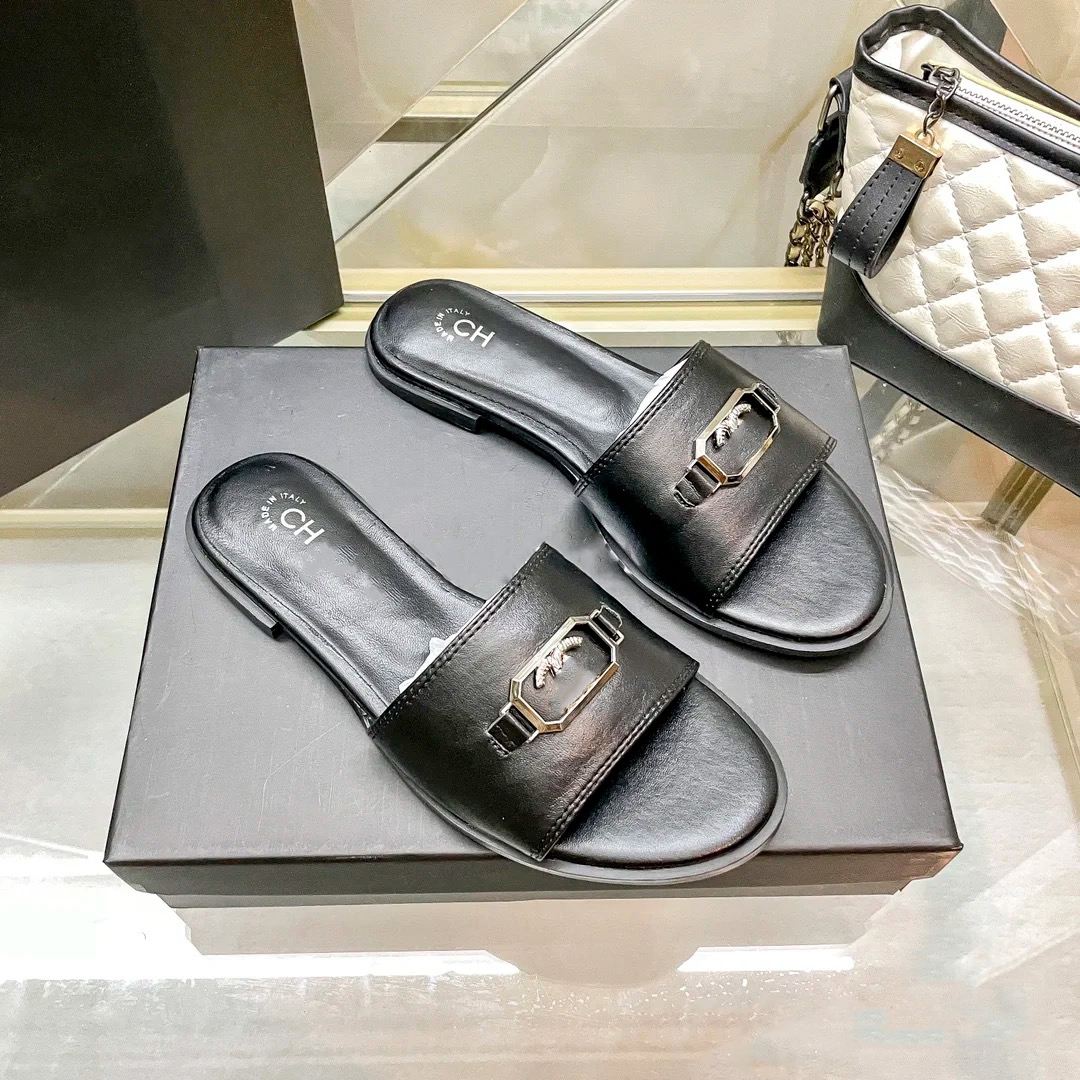 AAA Designer slides Women Flat Sandals Shoe dermis Luxury Brands Shoes Woman Ladies Summer Customized high-end velour Flip Flops Slippers Miller
