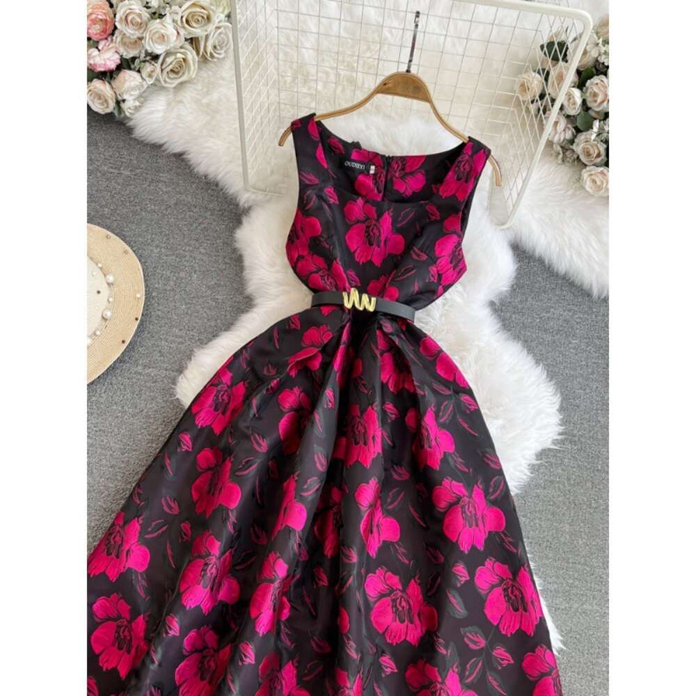 Fashionable and Luxury Celebrity Style Sleeveless Square Neck Wrapped Waist for Slimming Mid length A-line 3D Flower Dress