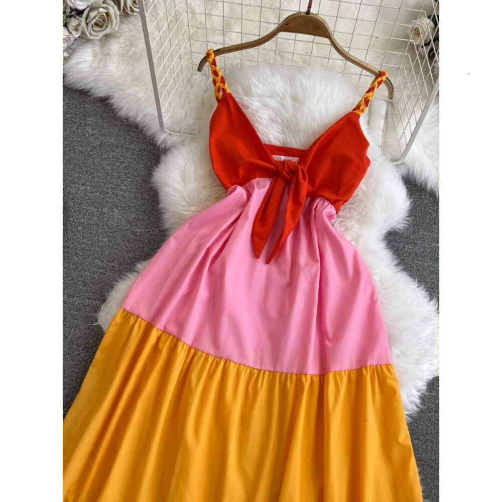 Bohemian color matching camisole dress Thai seaside vacation beach skirt Sanya travel photo long skirt