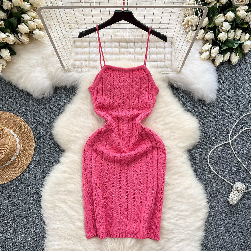 American Spicy Girl Fried Dough Twists Slim Fit Short Sexy Hip Wrap Dress Pure Desire Strap Dress Knitted Backing Dress