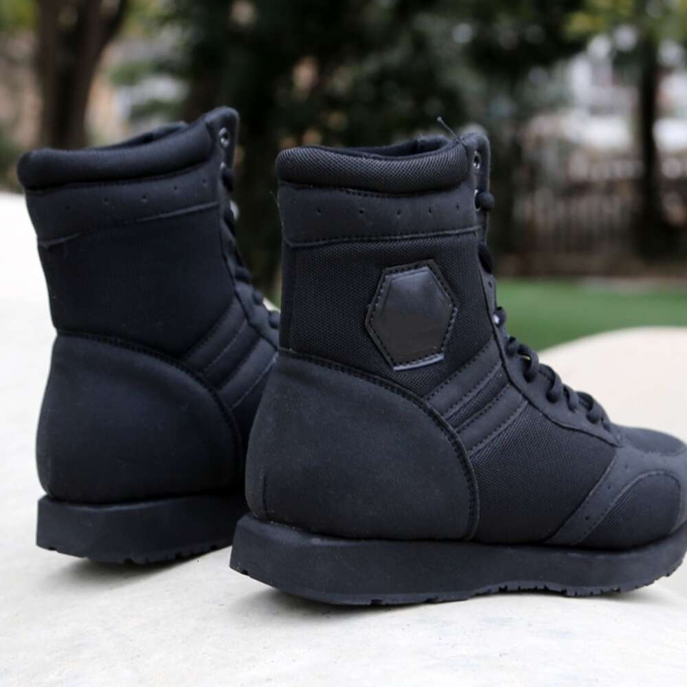 Ultralight Military Combat Mens Black Work Shoe Outdoor Run Desert Hiking Shoes Army Training Tactical Boots Male Sneakers 24589