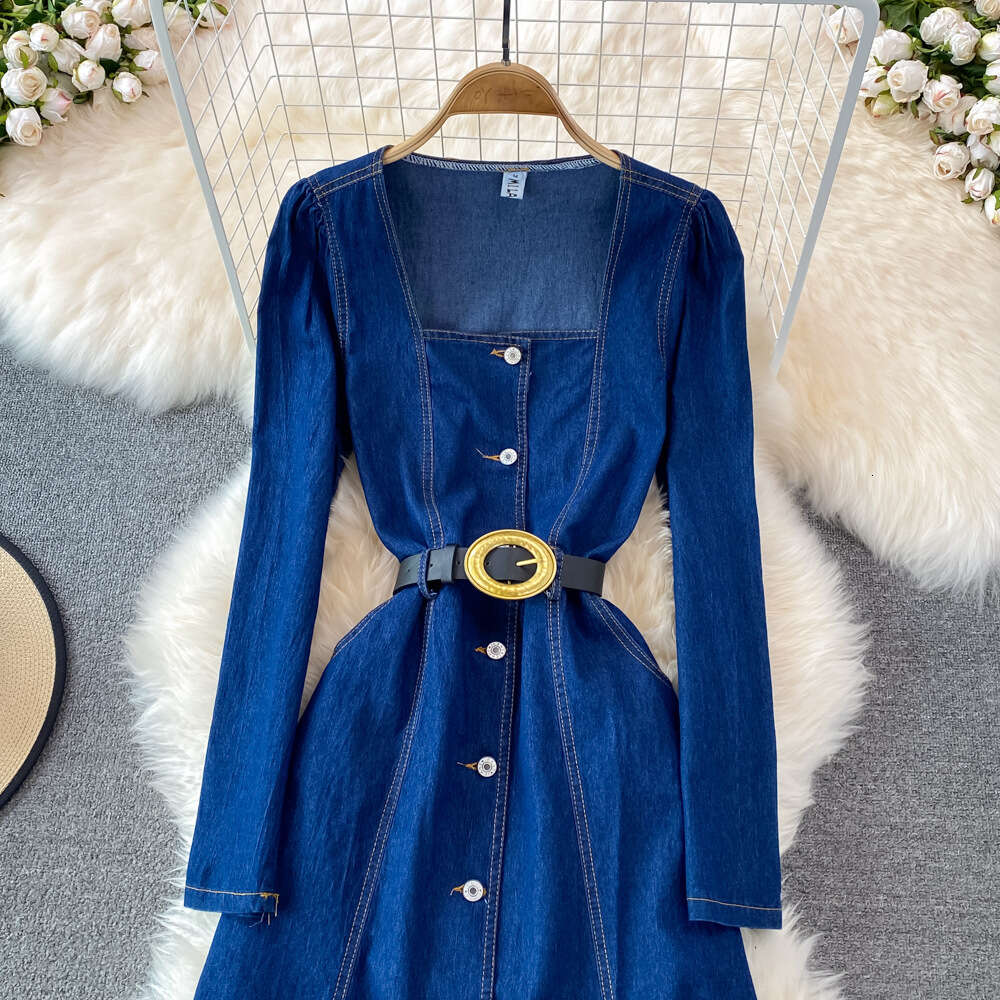 Square necked denim dress for spring 2023 new model of socialite temperament and goddess style slim waist and large hem long skirt