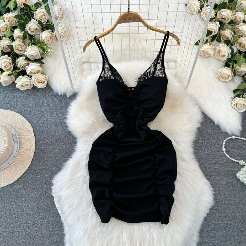 Summer Fashion Sexy V-neck Low cut Lace Splice Tight and Slimming Wrinkle Wrapped Hip Bottom Suspended Dress for Women
