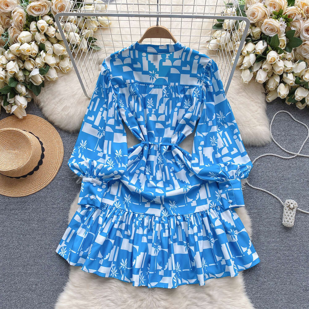French Bubble Sleeve Dress for Women 2024 New Wearing Design Sense Printed Slim Fit Short Ruffle Edge Skirt