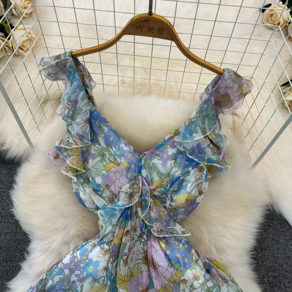 Gentle and socialite temperament V-neck waist cinched slimming A-line large hem printed chiffon dress seaside vacation long dress