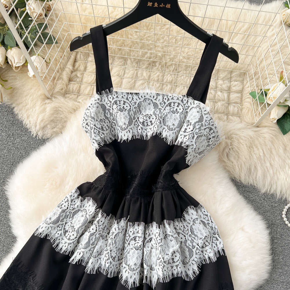 Design sense lace lace contrasting color patchwork sexy strapless dress womens French small dress holiday dress