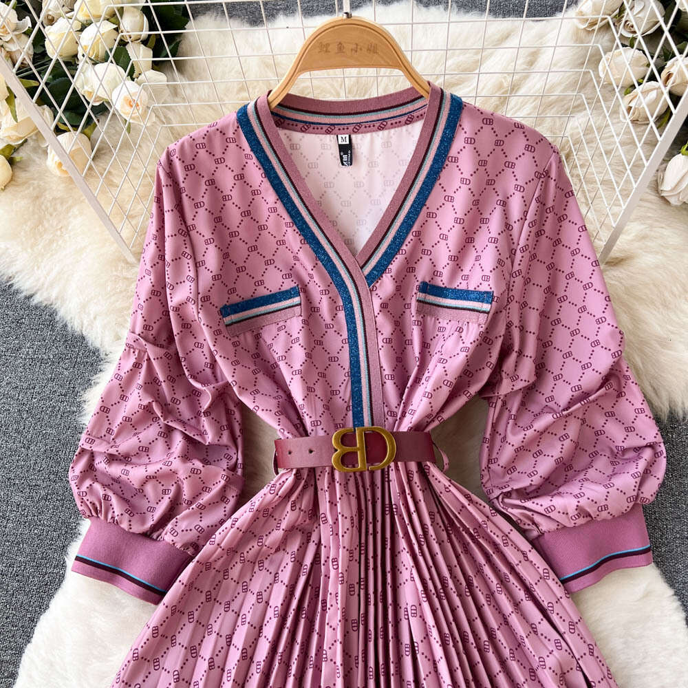 2022 Autumn New Light Mature Style Fashion Print V-Neck Panel Pleated Contrast Color Dress Womens Big Swing Long Dress