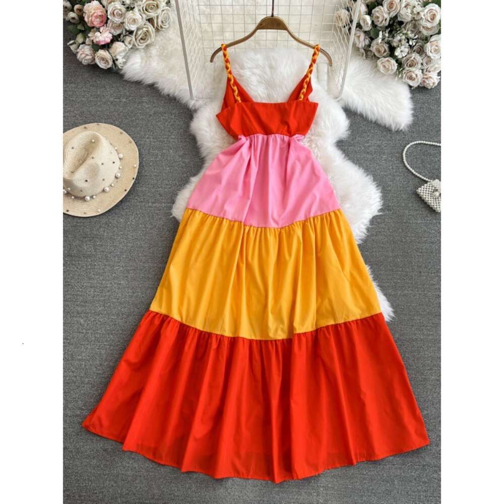 Bohemian color matching camisole dress Thai seaside vacation beach skirt Sanya travel photo long skirt