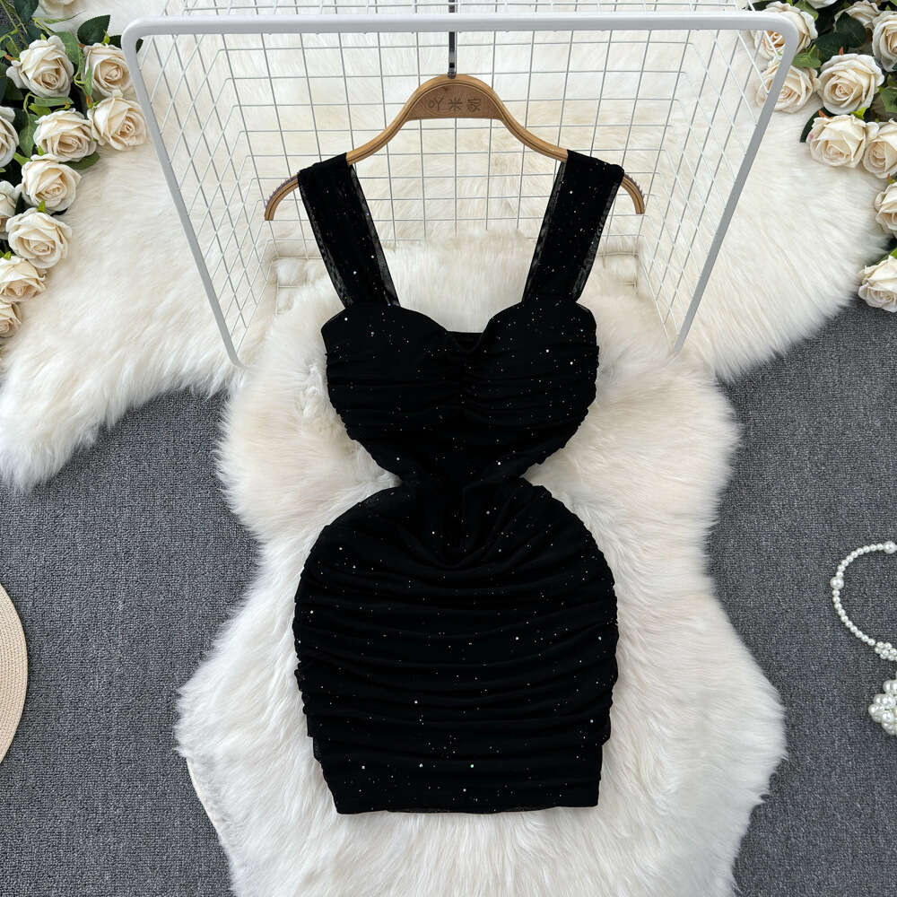 French temperament socialite sexy suspender dress womens summer pleated waist slimming effect buttocks wrapped sexy short skirt