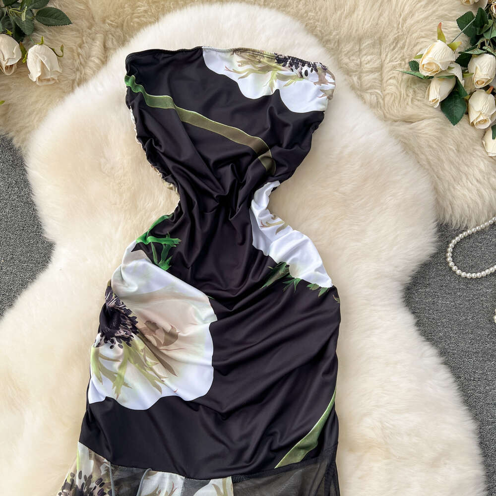 High end dress for women with design sense irregular print slim fit mid length sexy strapless dress