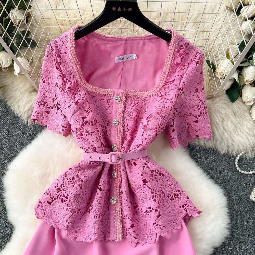 French court style dress for women with a fake design. Two pieces of lace short sleeved high-end patchwork mid length dress for women