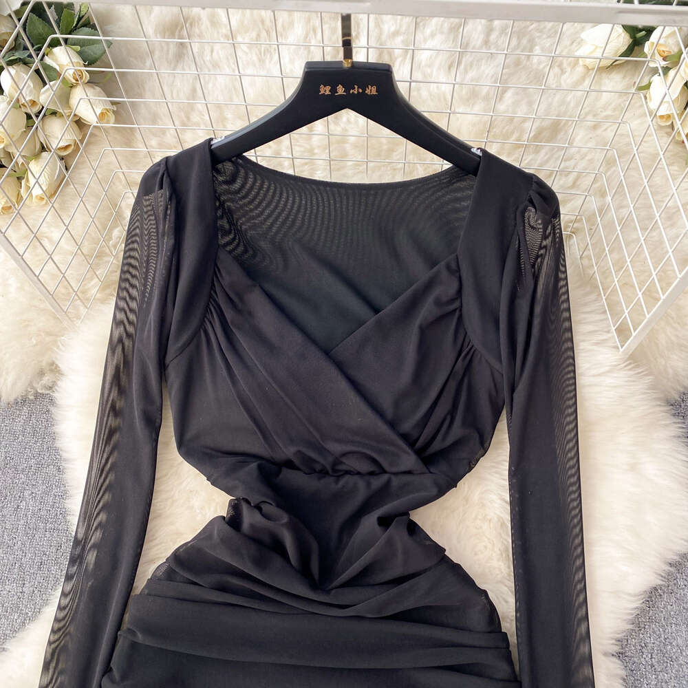 Pure desire spicy girl style high-end feeling dress for women in autumn and winter V-neck waist cinching mesh design niche and stunning hip wrap skirt