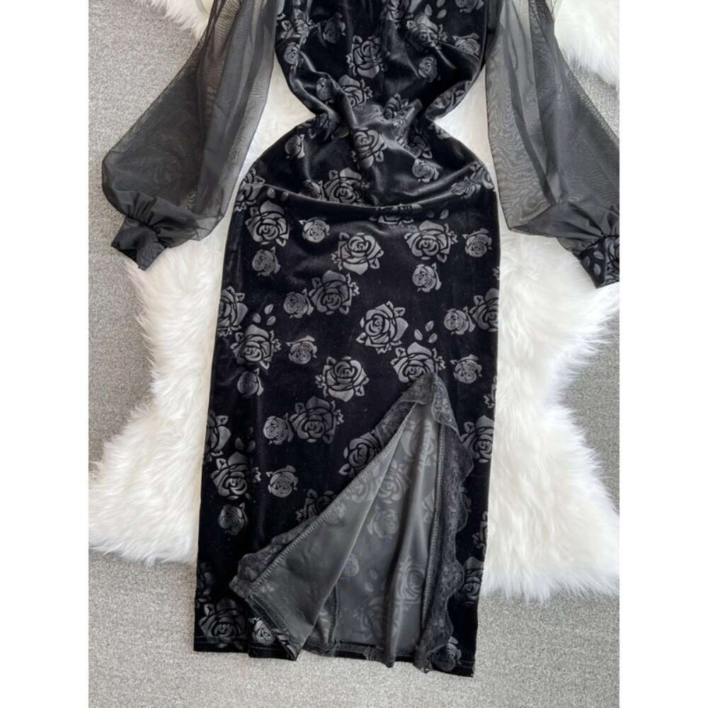 Improved cheongsam socialite mesh lantern long sleeved splicing stand up collar waistband slit buttocks wrapped velvet dress for women
