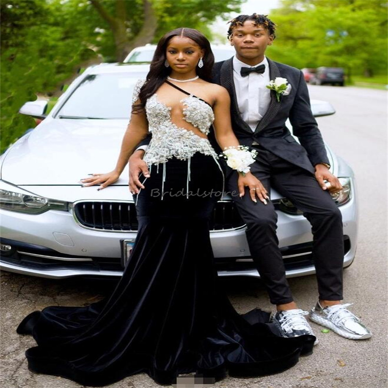 Black Prom Dresses With Appliques Tassel Plus Size Velvet Black Girls Evening Gowns Custom Made Graduation Formal Occasion Dance Party Dress Birthday 