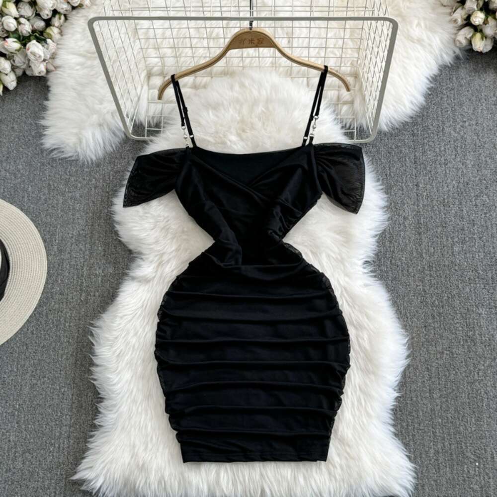 Fashionable Nightclub Sexy One Shoulder Off the Shoulder Bra Strap with Waist Closure for Slimming Wrinkle Short Wrapped Hip Mesh Dress