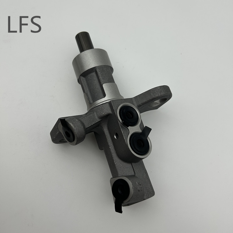 Brake master cylinder / Applies to BUICK CADILLAC CHEVROLET ALLURE ALLURE VERANO CRUZE MALIBU with Front Disc Brakes