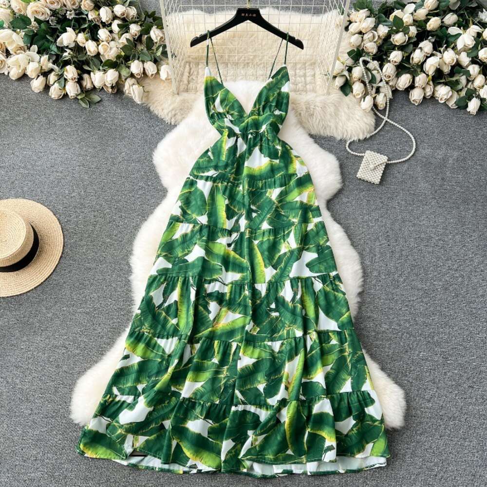 Instagram vacation style tropical print sexy backless camisole dress for womens high-end feeling deep V-neck slim fit long skirt