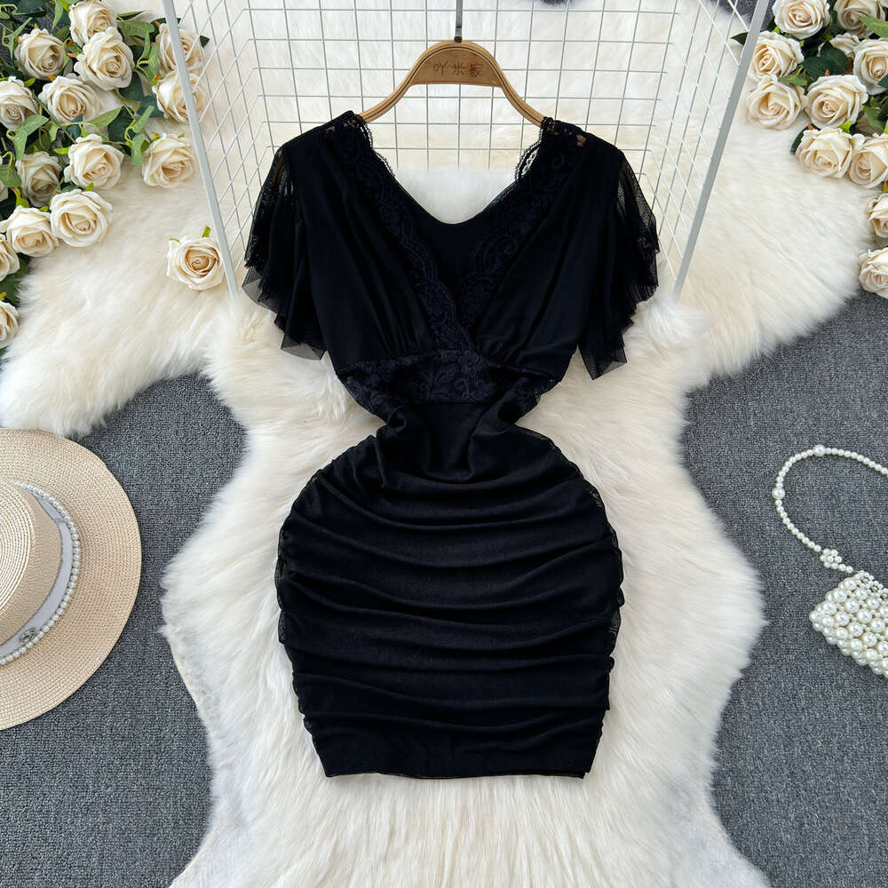 Lace hook flower low cut pure desire style dress with unique and elegant design tight fitting and slimming effect nightclub bar wrap hip skirt