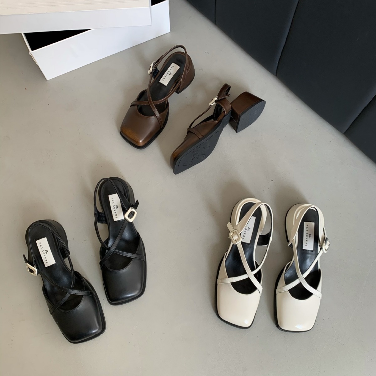 French Square Headed 2024 New Mary Jane Baotou Sandals Women's Thick Heels Back Empty Single Shoes Free of Mail Lhshoe