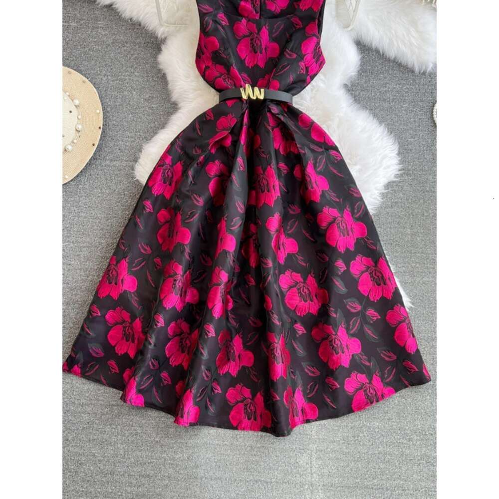 Fashionable and Luxury Celebrity Style Sleeveless Square Neck Wrapped Waist for Slimming Mid length A-line 3D Flower Dress
